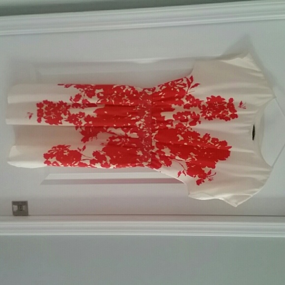 Dress - Picture 1 of 3